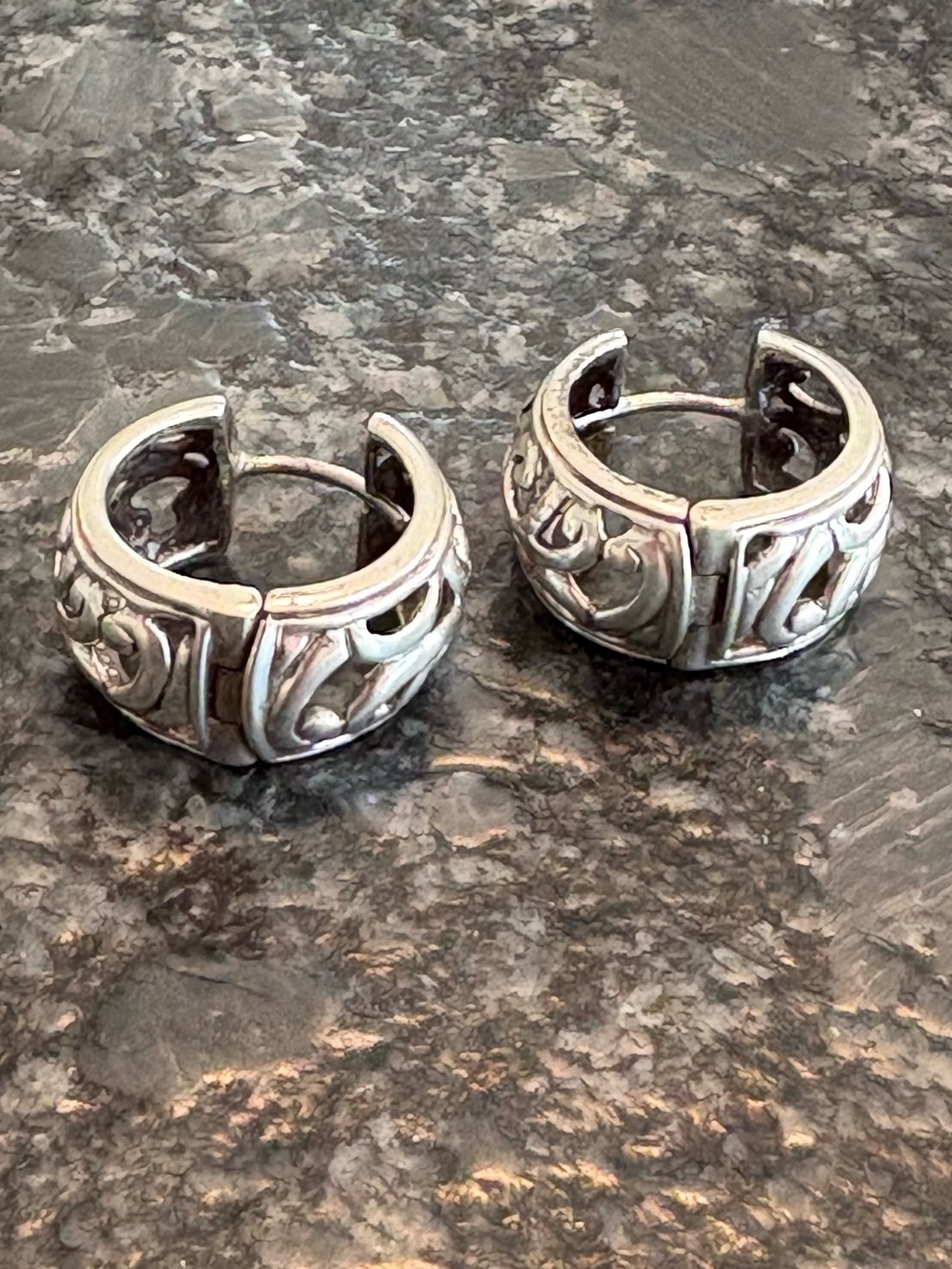 Vintage Silpada 925 Sterling Silver Filigree Scroll Hoop Earrings